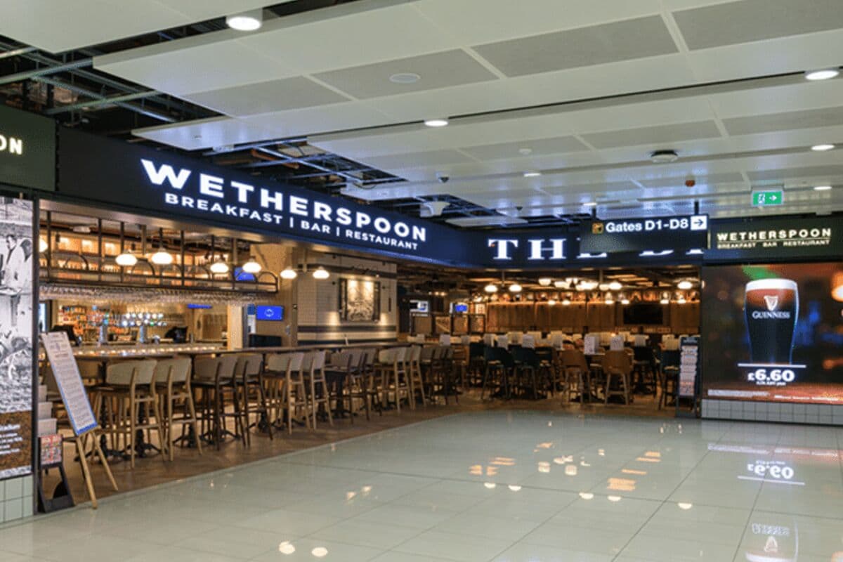 The Belle Vue Wetherspoon in Terminal 2 at Manchester Airport
